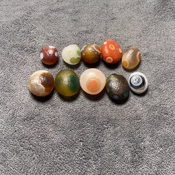 周***霖玛瑙/玉髓未镶嵌珠宝奇石