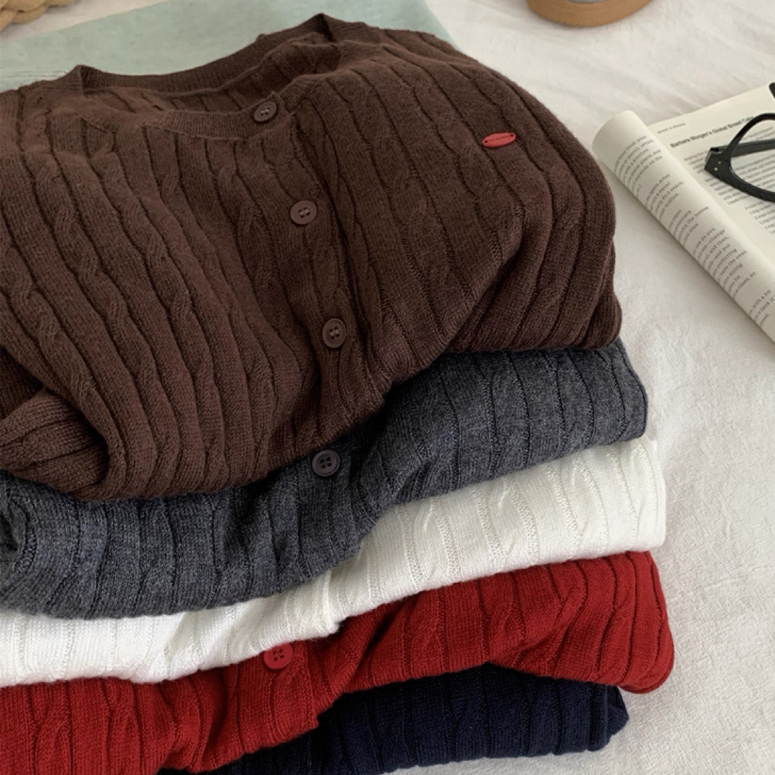 麻花羊毛开衫～软糯舒适百搭圆领秋季百搭叠穿毛衣亲肤舒适韩版TCC