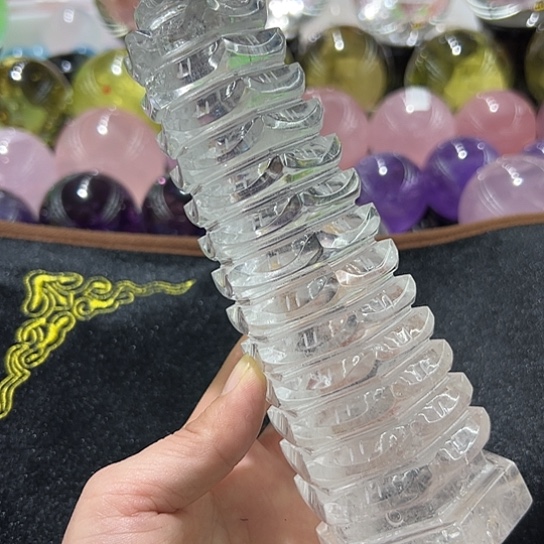 水晶摆件未镶嵌骑****亮摆件