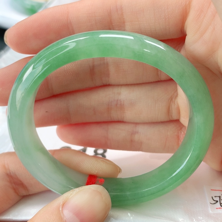 未镶嵌手镯翡翠翡翠手镯51贵妃