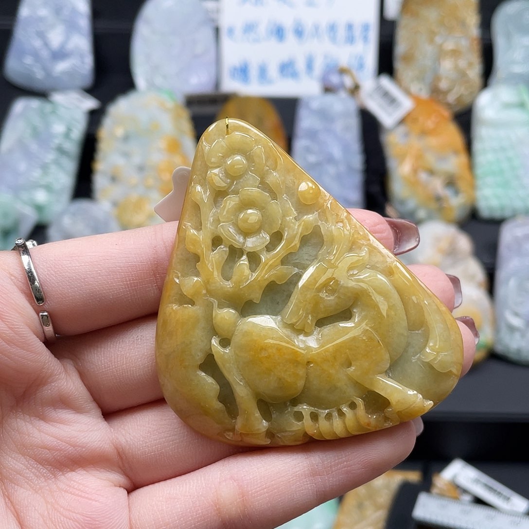 翡翠吊坠(不含链)未镶嵌