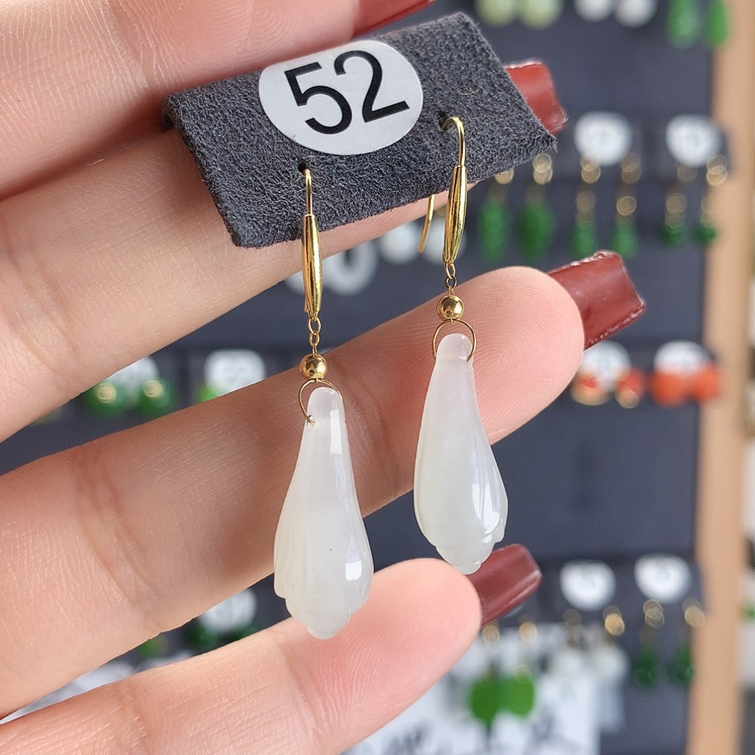 和田玉耳饰18K金镶嵌52