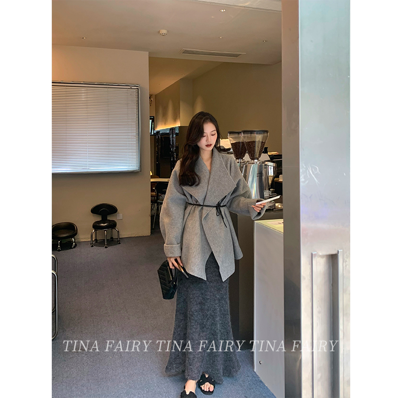 tina/灰色短款大衣