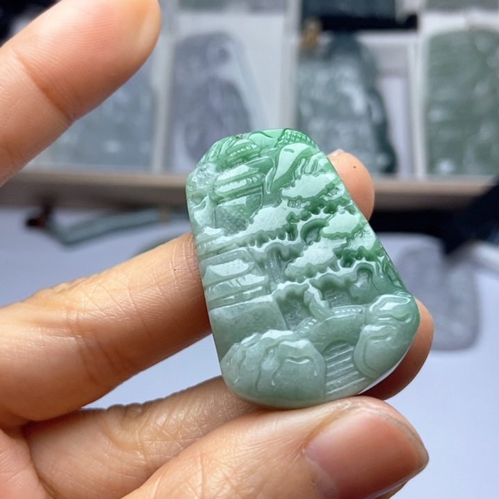 翡翠未镶嵌颈饰翡翠