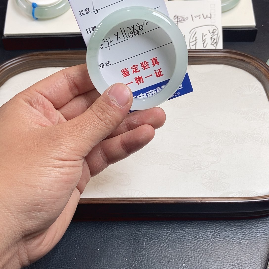 ₊***₊石英质玉未镶嵌手镯6