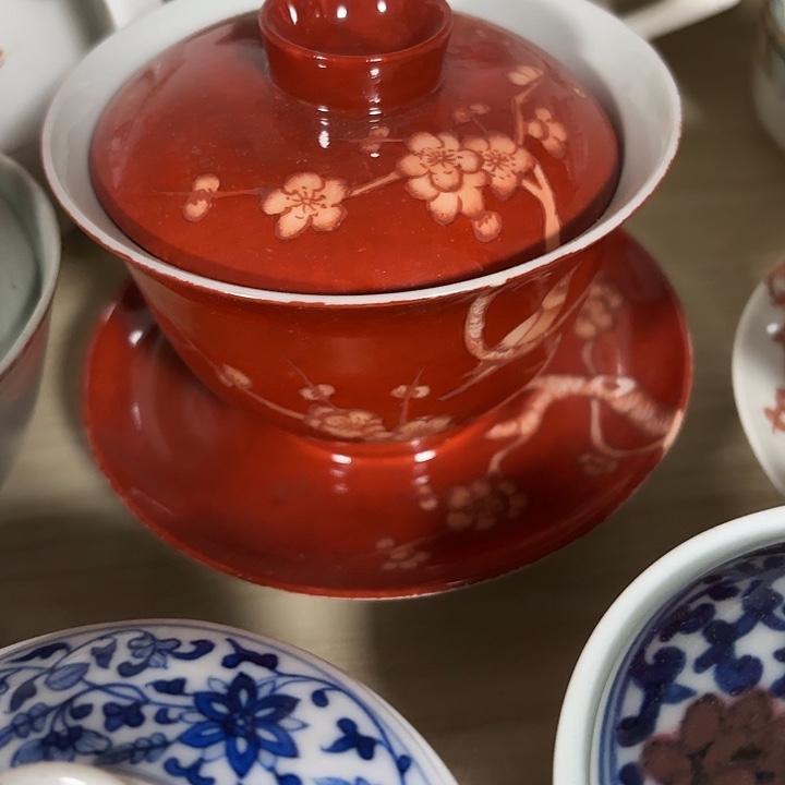 L***V摆件陶瓷摆件不固定一件