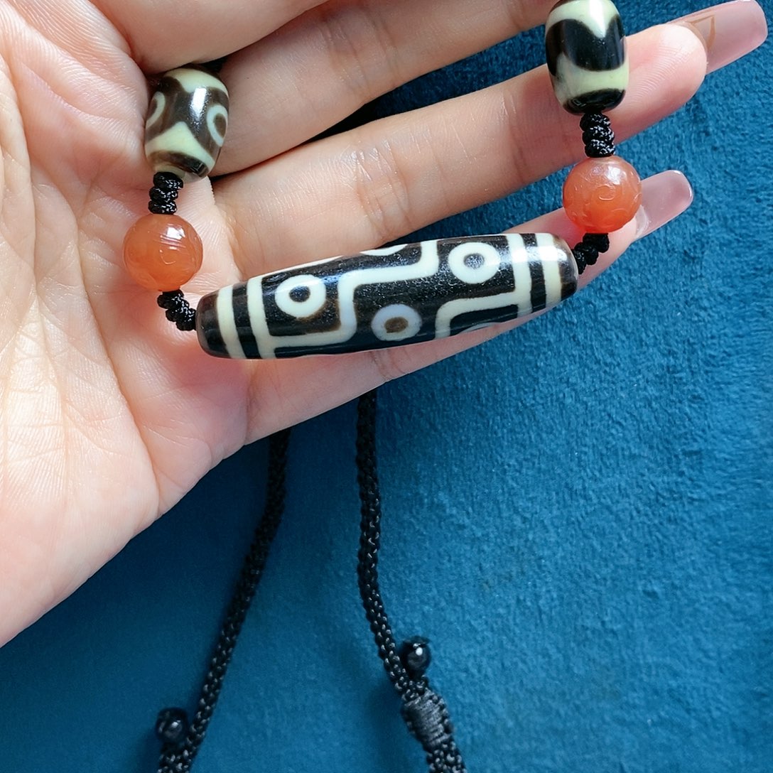 玛瑙/玉髓颈饰未镶嵌@*瓶