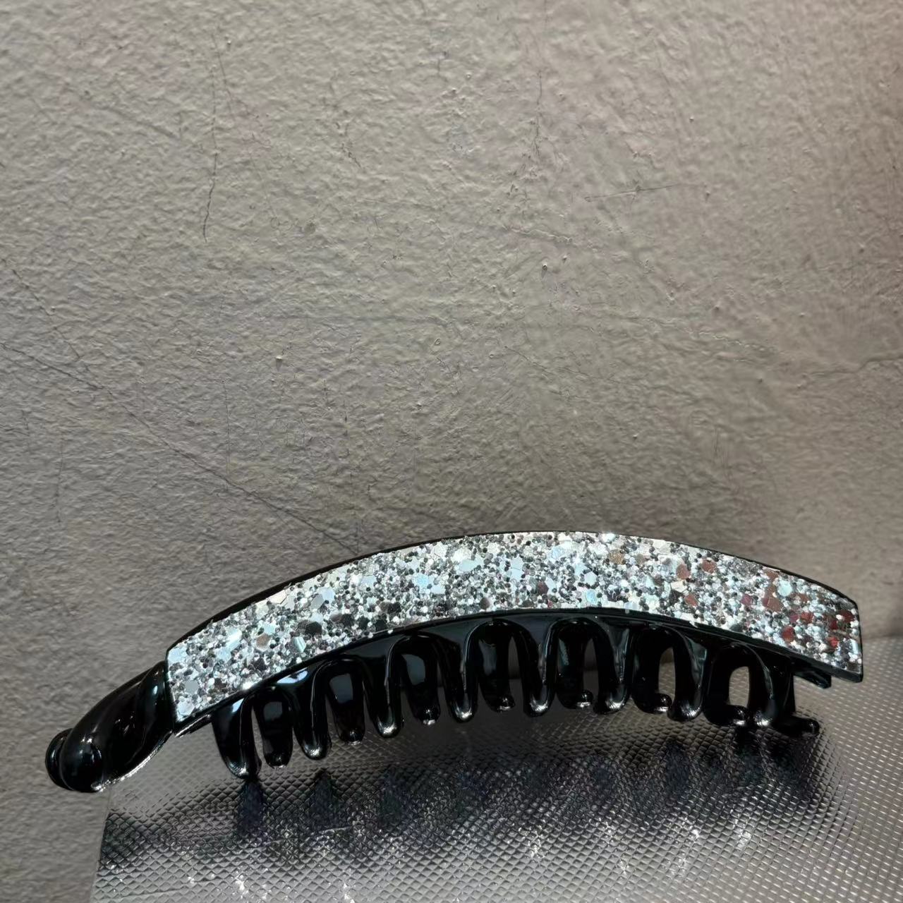 韩国闪闪大号香蕉夹发夹Y1047