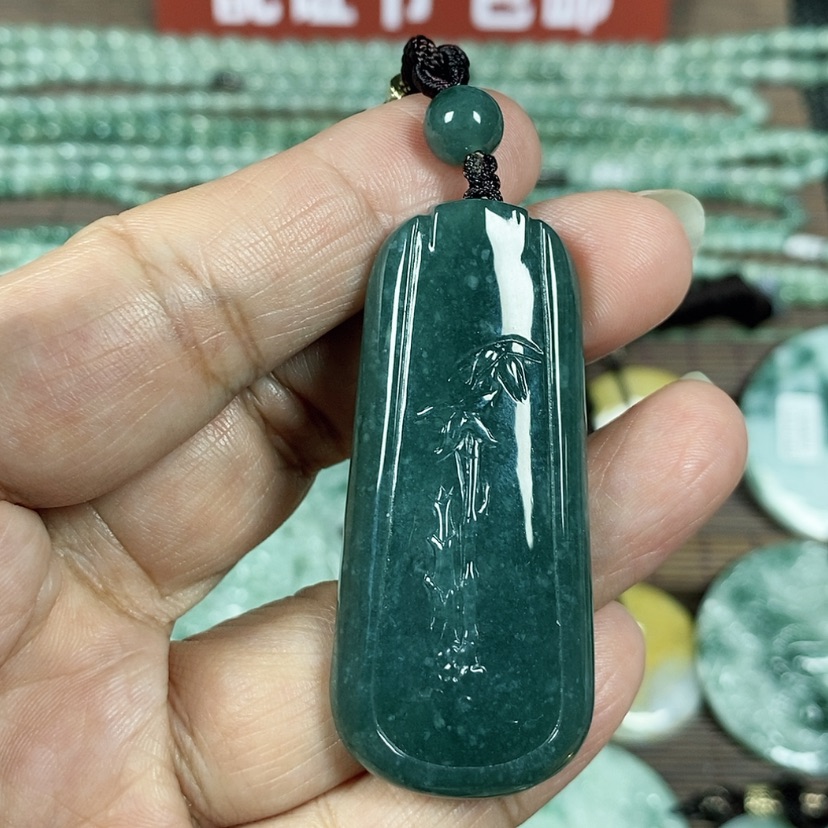 【闪购商品】翡翠颈饰未镶嵌玉吊坠翡翠玉节节高