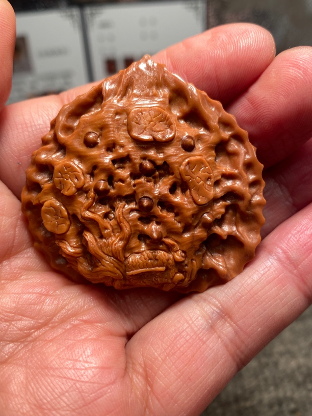 福利苏工核雕纯手工雕刻，好运连连，年年有余，金玉满堂核桃牌，