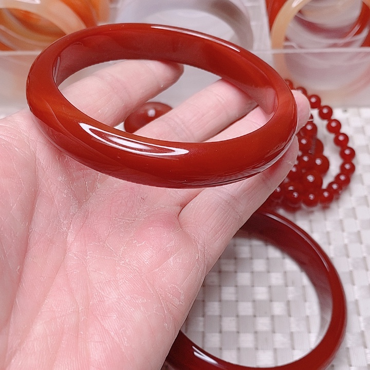 玛瑙/玉髓手镯未镶嵌前****见