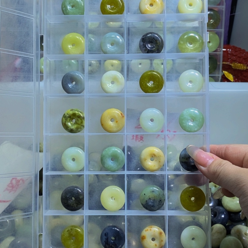 【闪购商品】蛇纹石玉其他未镶嵌雨***?145