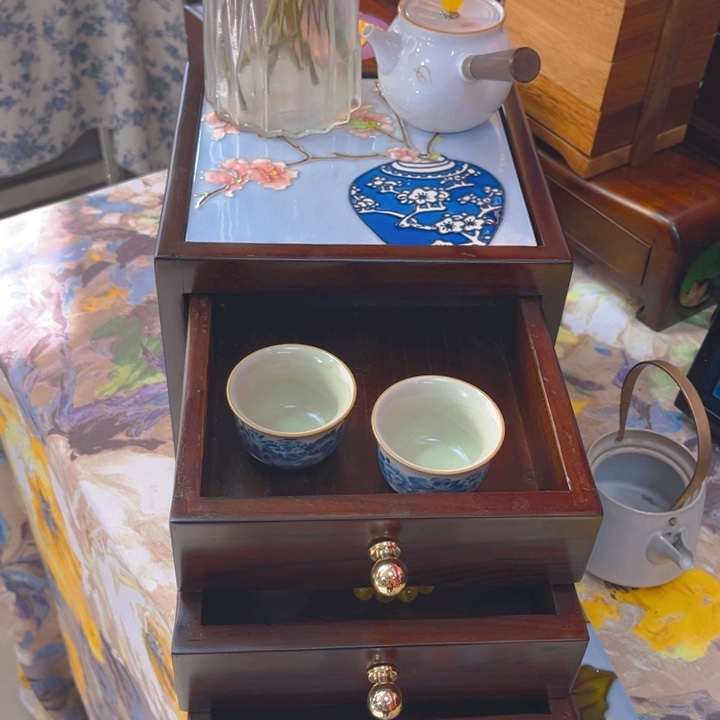 加大款瓷板画艺术作品三层柜子