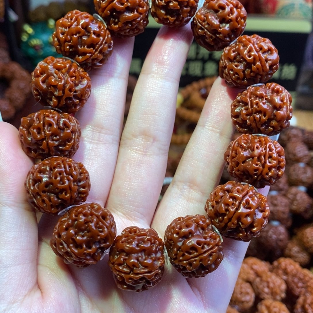 手串金刚菩提205肉玉华