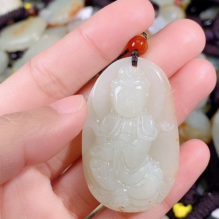 和田玉未镶嵌颈饰