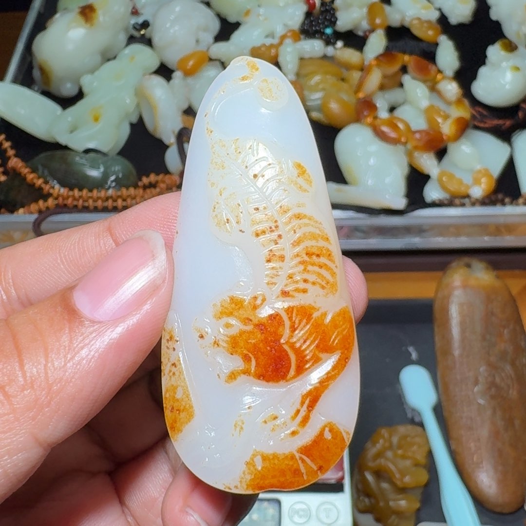 和田玉颈饰未镶嵌
