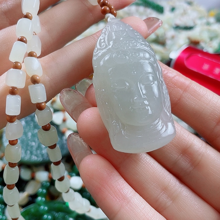 颈饰未镶嵌和田玉