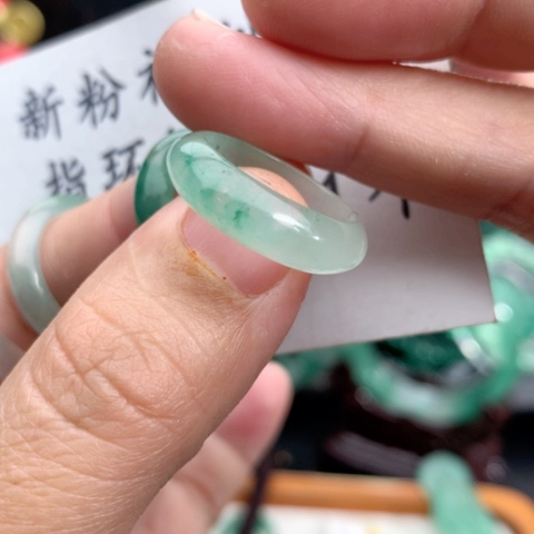 石英质玉颈饰未镶嵌16