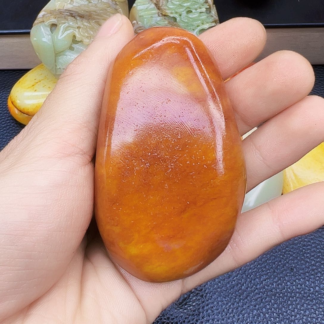 和田玉未镶嵌珠宝奇石