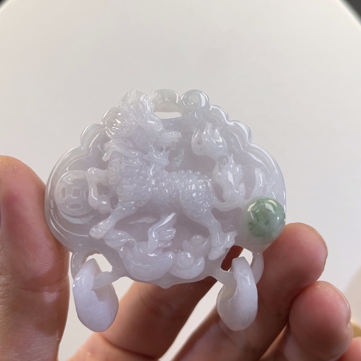 翡翠吊坠(赠链)未镶嵌代编织