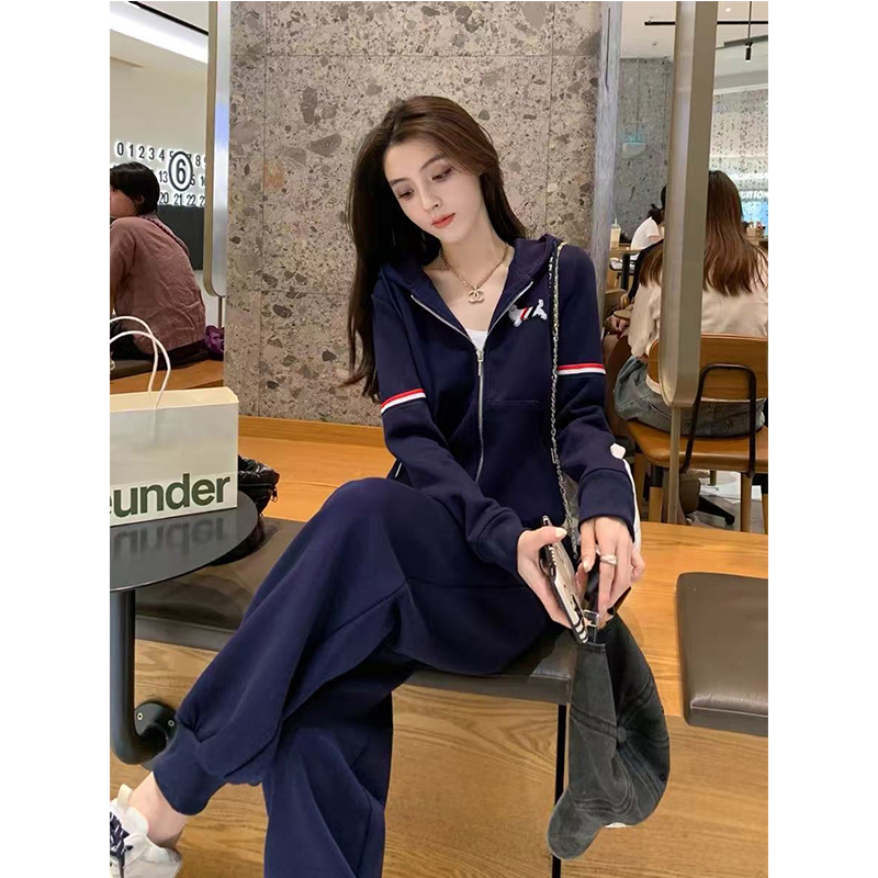 秋季套装女2025新款韩系高级感减龄运动休闲连帽卫衣裤两件套614