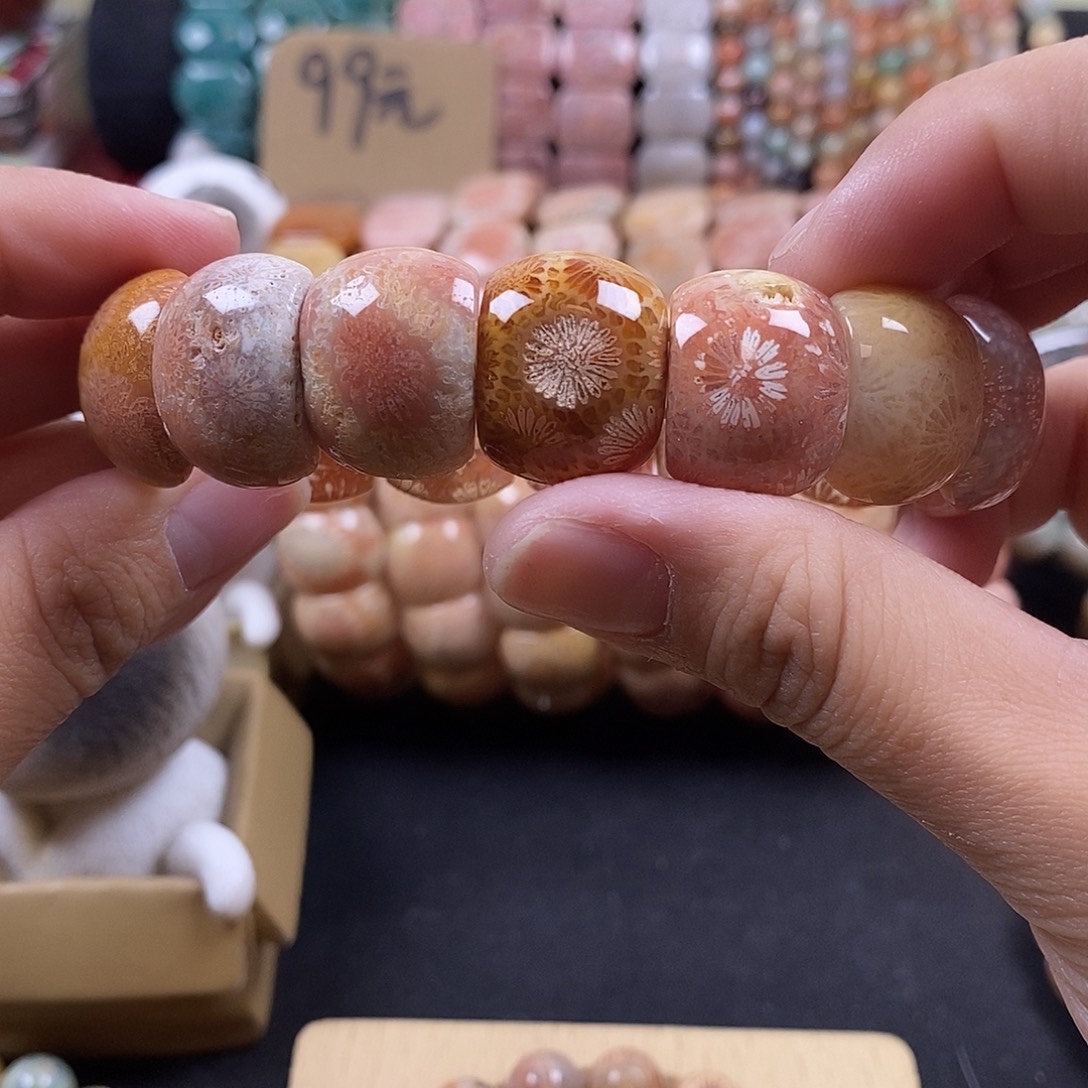硅化珊瑚（珊瑚玉）未镶嵌手牌  上新 1