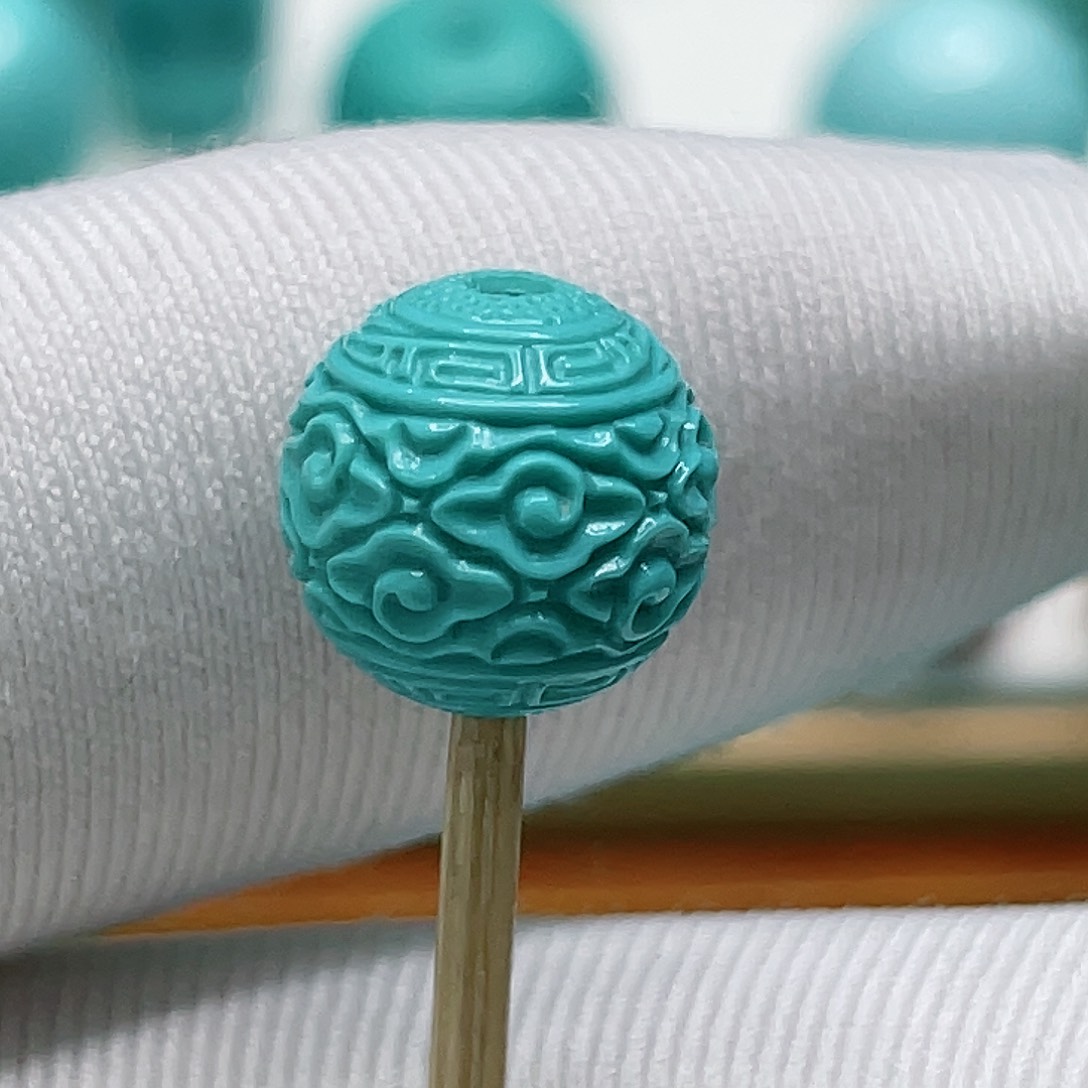 绿松石颈饰未镶嵌