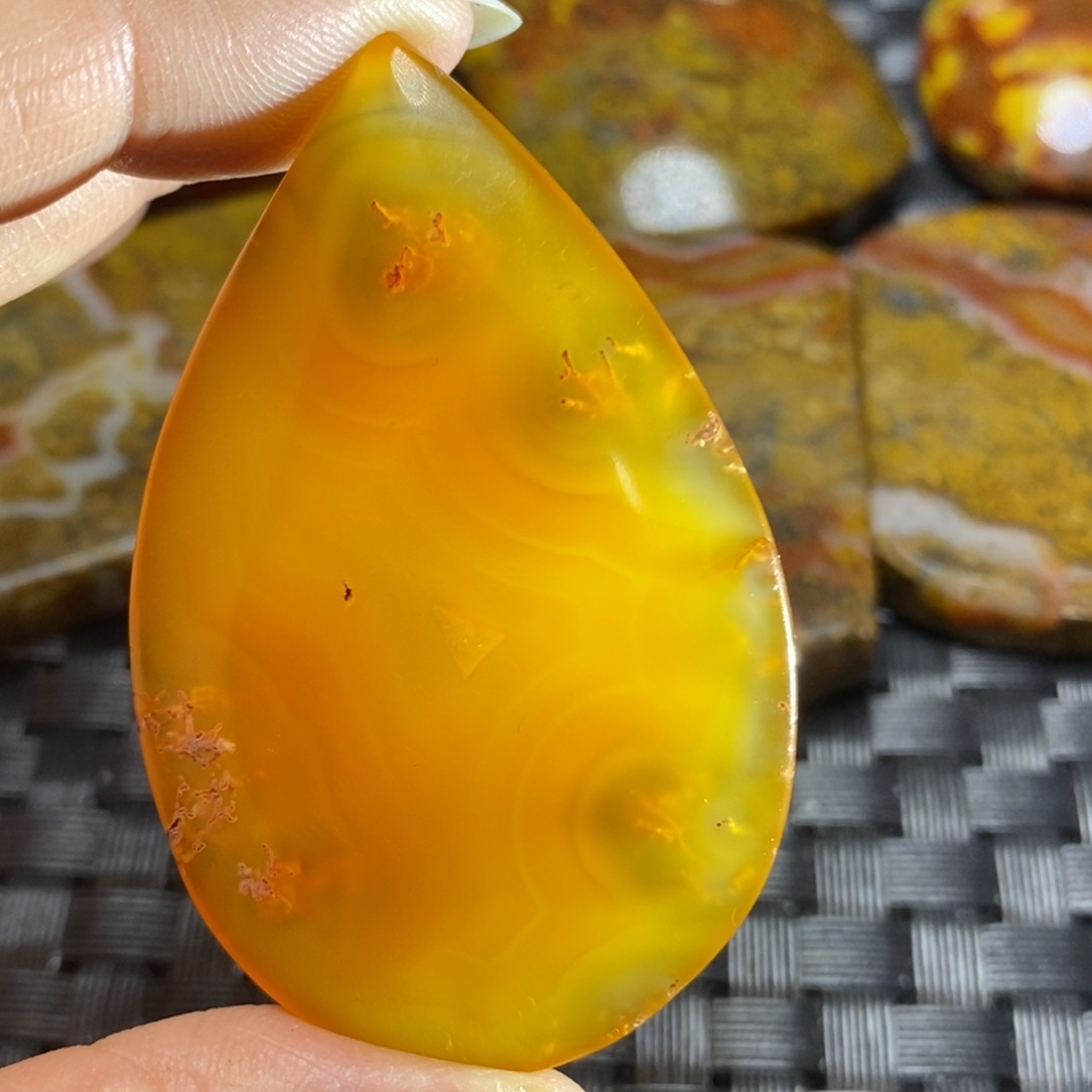 玛瑙/玉髓挂件未镶嵌