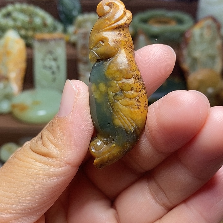 岫岩河磨玉（透闪石质玉）未镶嵌颈饰