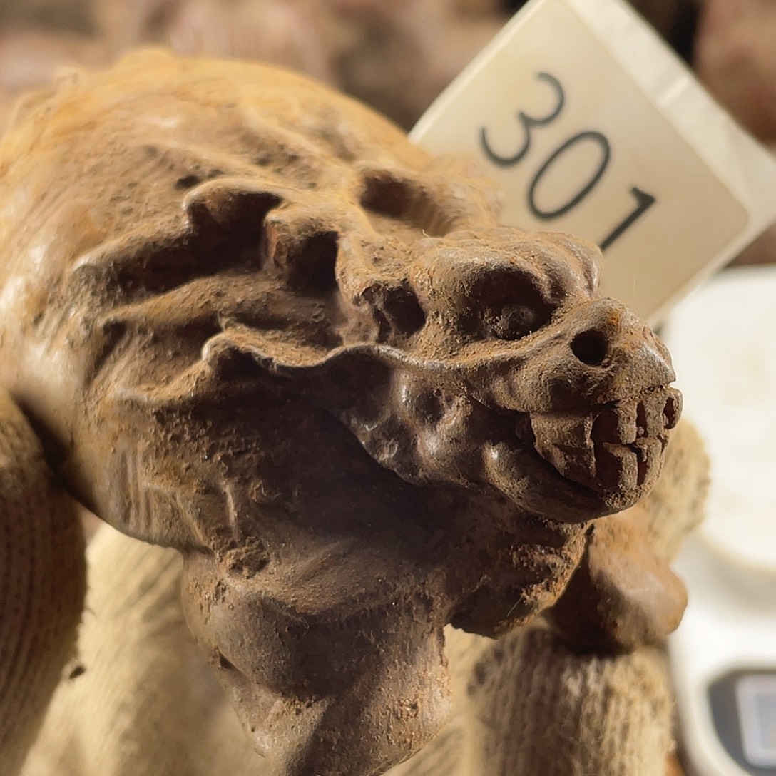 点***赞和田玉（糖玉）未镶嵌挂件