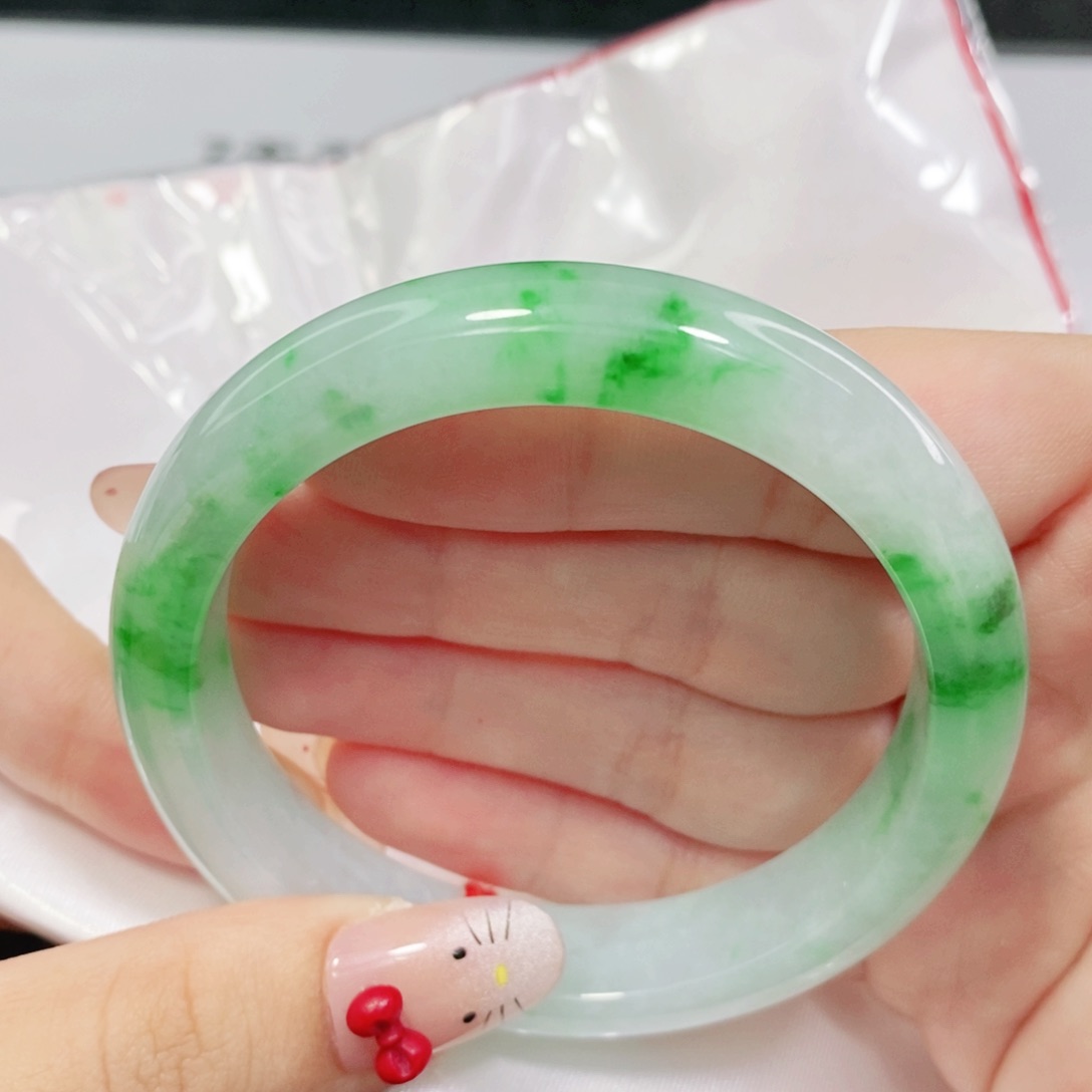 翡翠手镯未镶嵌拾*54 54 54