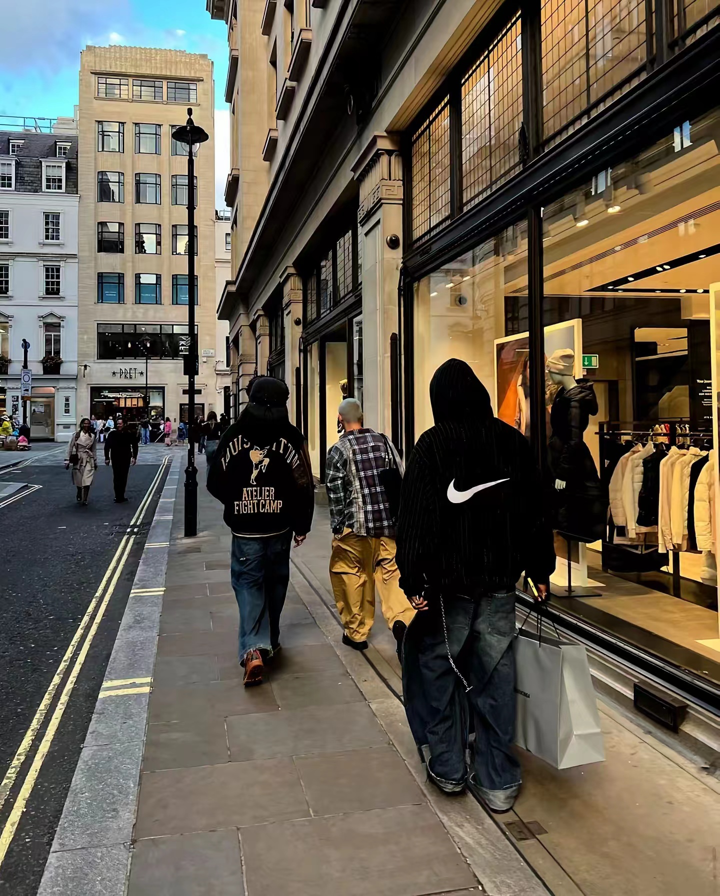 巴家可乐经典前后款