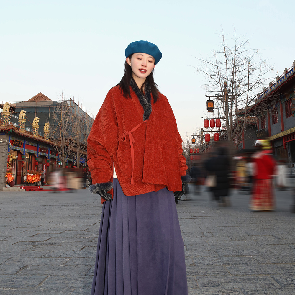 谜阿凰烟霞飞机袖汉服冬款上衣真毛领日常通勤新中式宋制原创外套