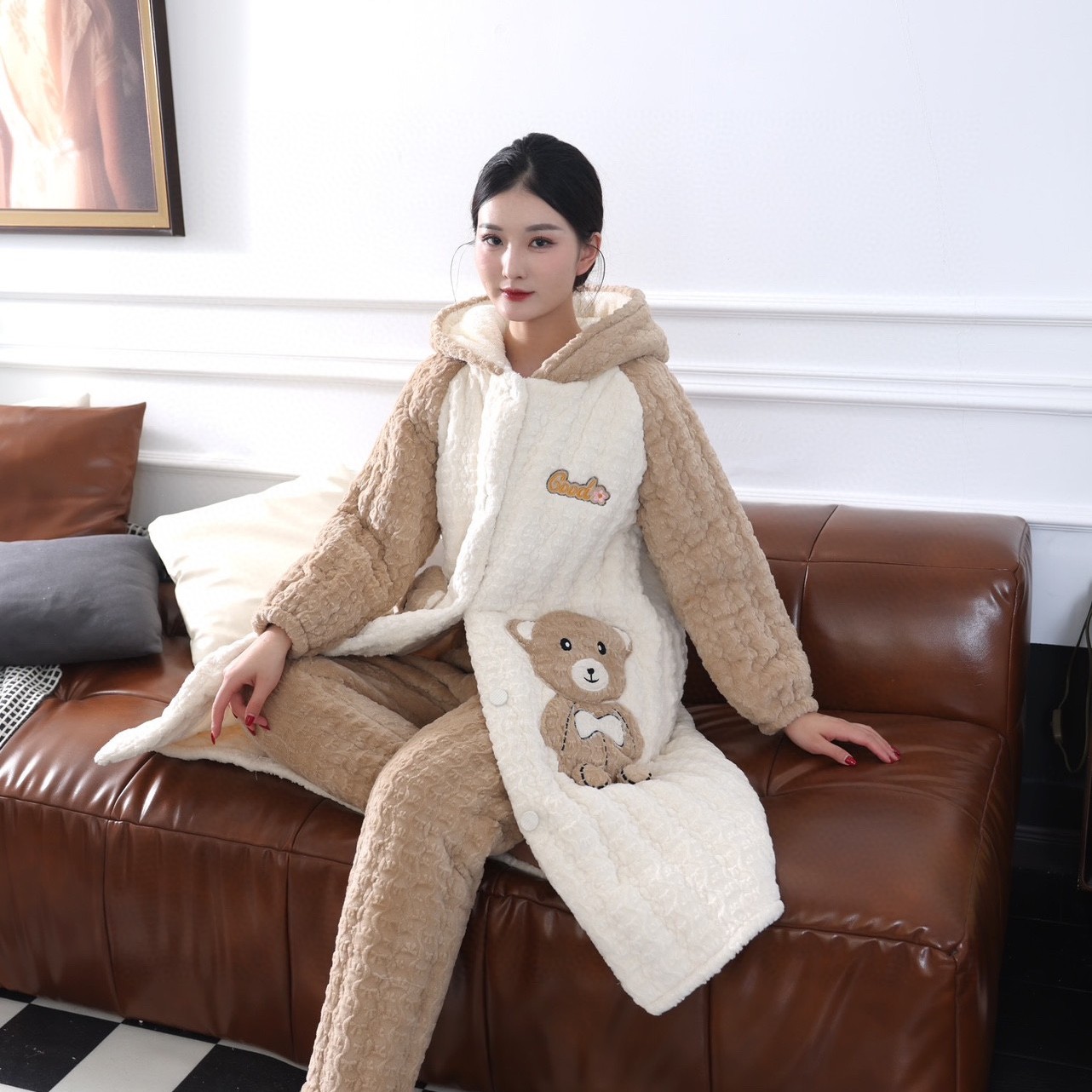 2042冬季加厚加绒三层夹棉珊瑚绒女款睡衣舒适家居服