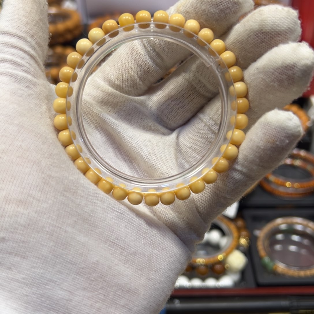 白玉菩提手串龙脊苹果园