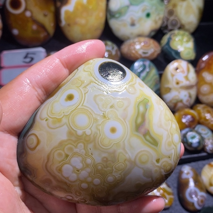 玛瑙/玉髓未镶嵌珠宝奇石87