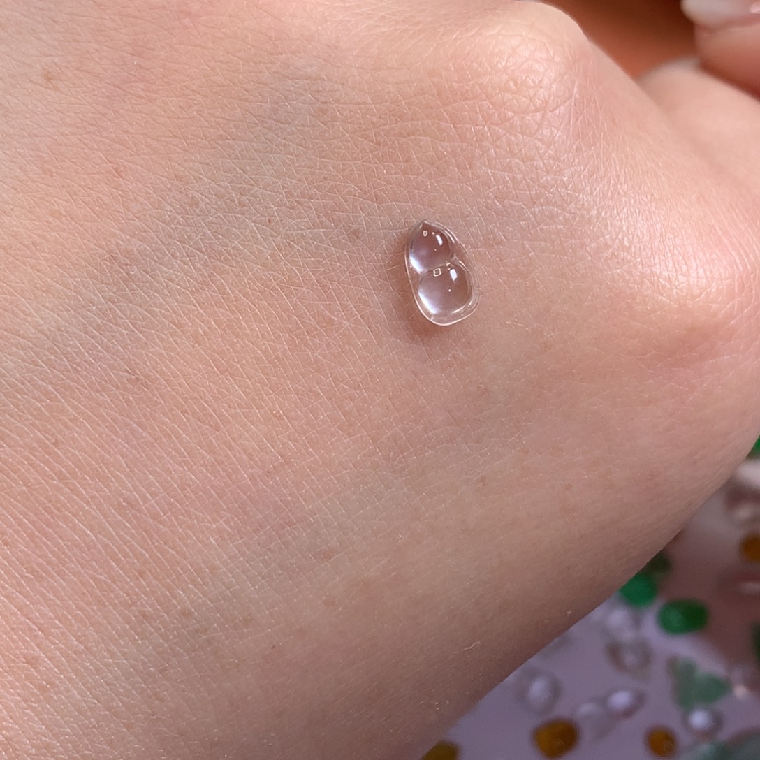 翡翠未镶嵌颈饰葫芦豆