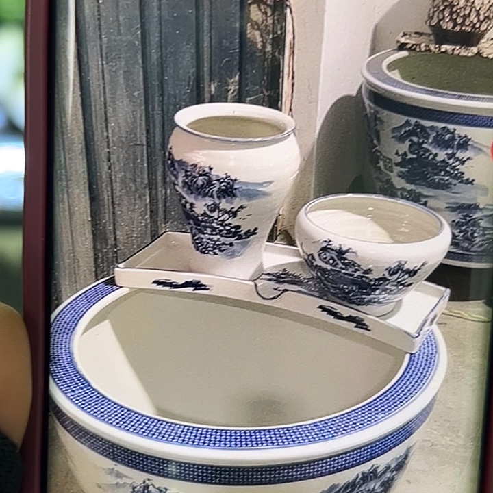 若***战景德镇陶瓷鱼缸艺术青花流水