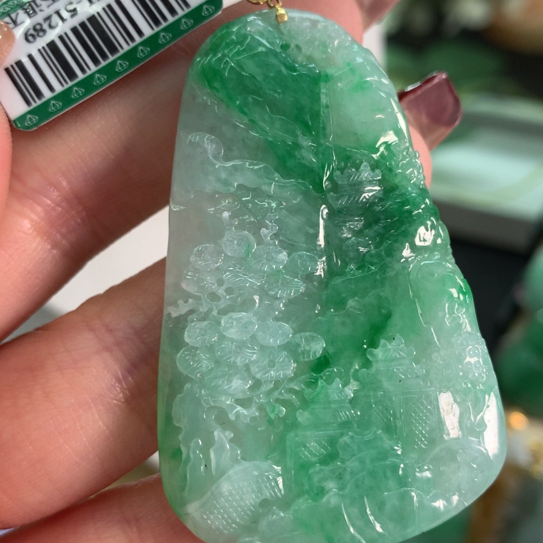 翡翠吊坠(不含链)18K金镶嵌