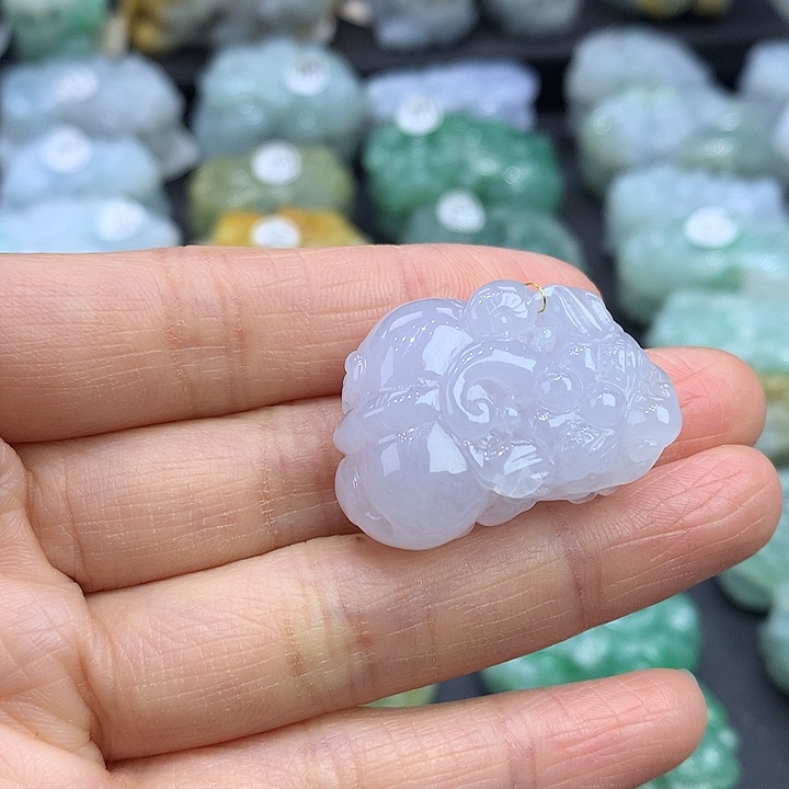 翡翠未镶嵌颈饰天然缅甸A货翡翠貔貅吊坠