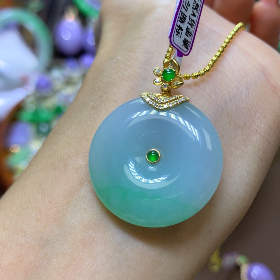 【闪购商品】翡翠18K金镶嵌颈饰翡翠