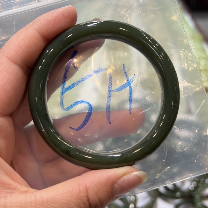 和田玉（糖玉）手镯未镶嵌