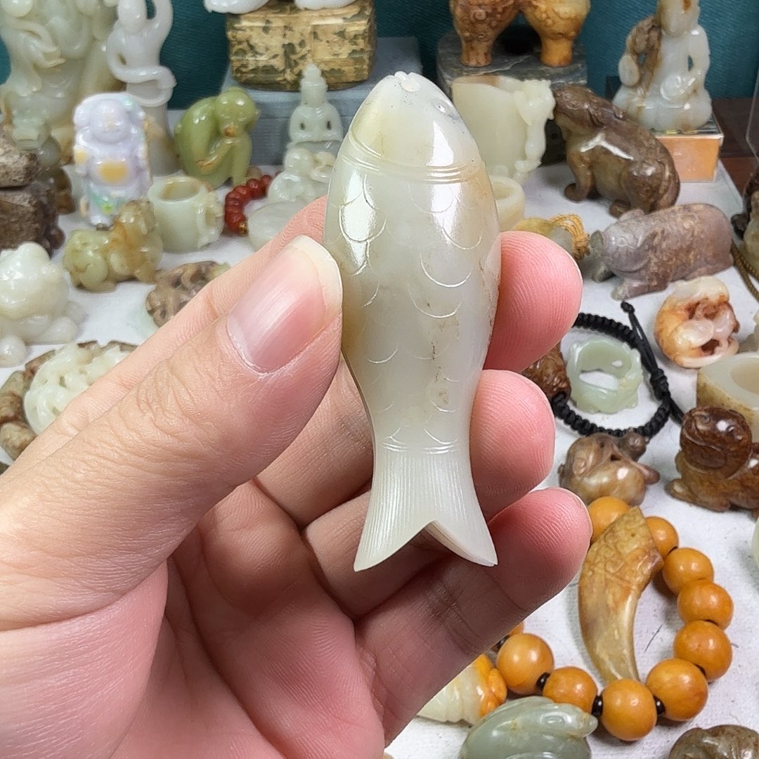 糊***爷和田玉（糖玉）未镶嵌车挂