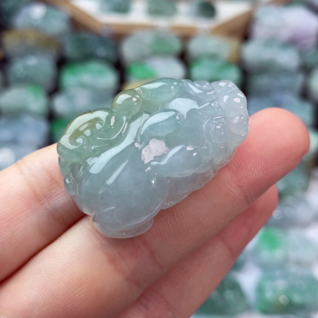 翡翠未镶嵌颈饰天然