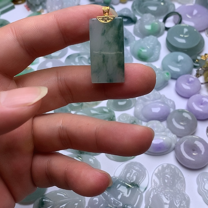 翡翠未镶嵌颈饰天然翡翠