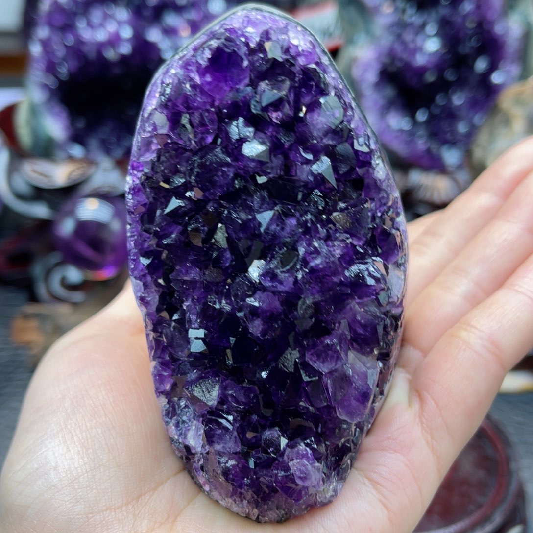 紫晶大型摆件（非配饰）未镶嵌