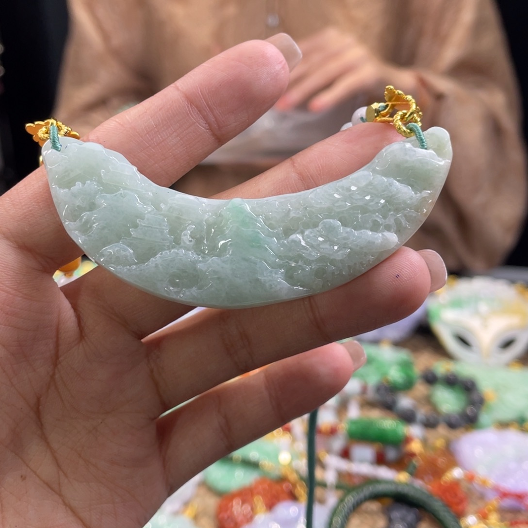 翡翠颈饰未镶嵌代编织