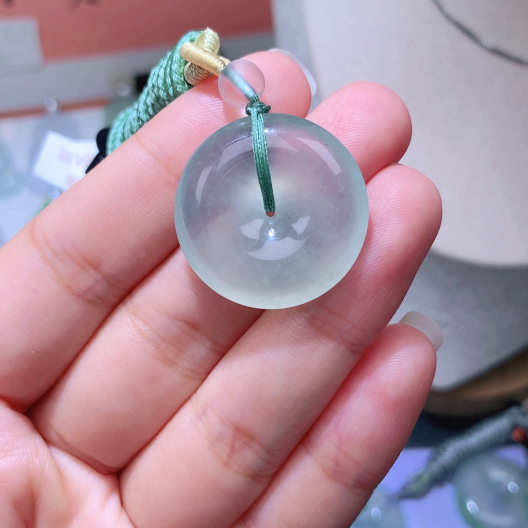 颈饰未镶嵌翡翠扣子
