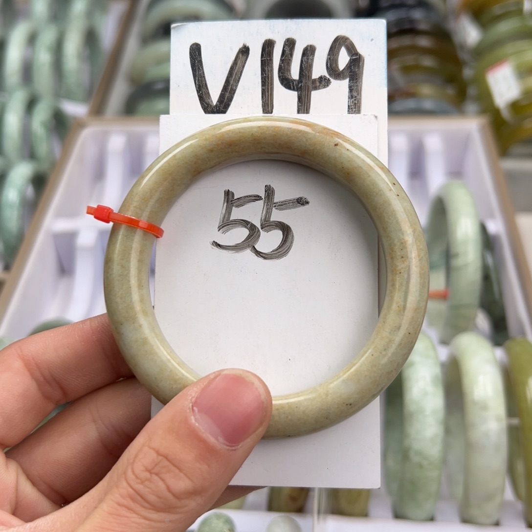 岫玉手镯未镶嵌天然岫玉