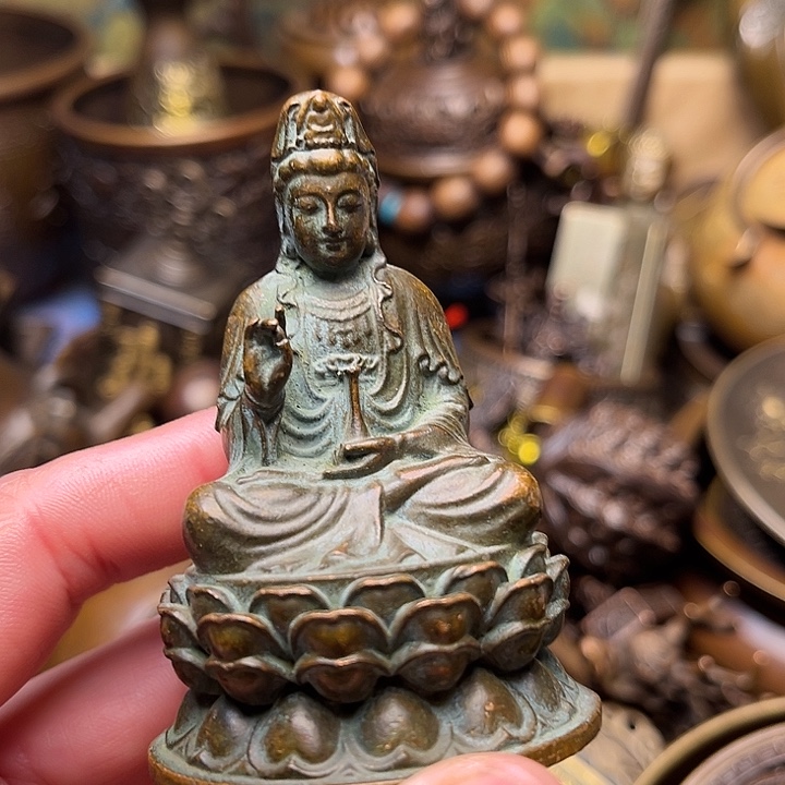 精美铜器批发档口